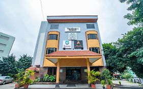 Oyo 18762 Vaishnavi Residency